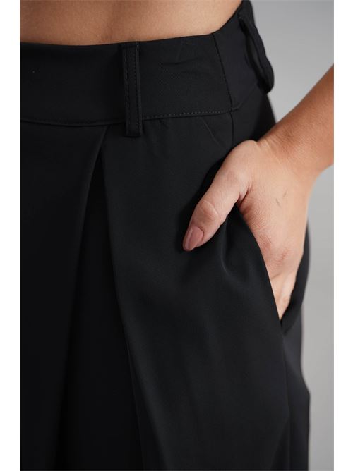 Pantalone con pinces CELYE | CE0004NERO