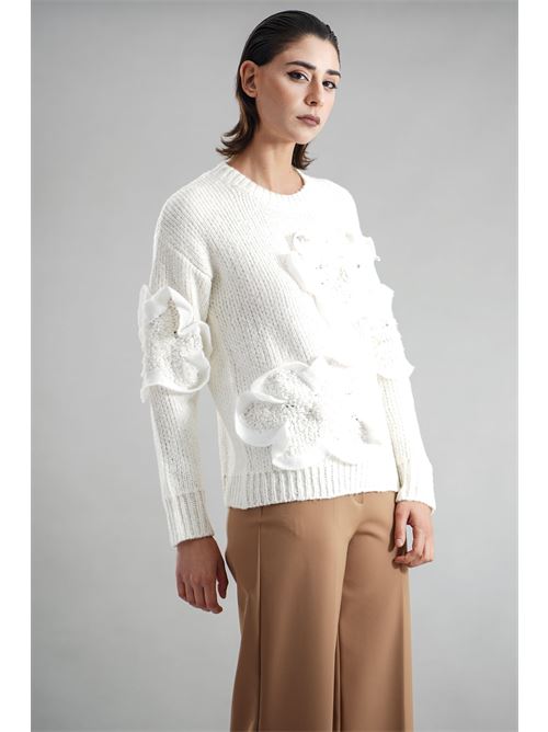 Maglia con applicazioni Z.O.E. | 15W107PANNA